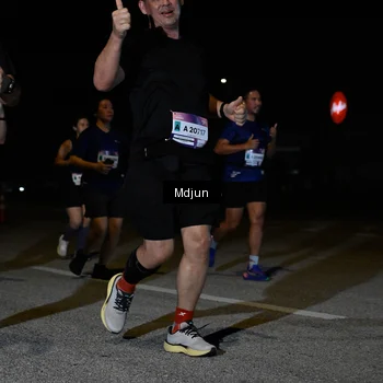 Runner Photo 7450129