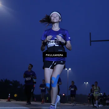 Runner Photo 7450133