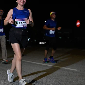 Runner Photo 7450147