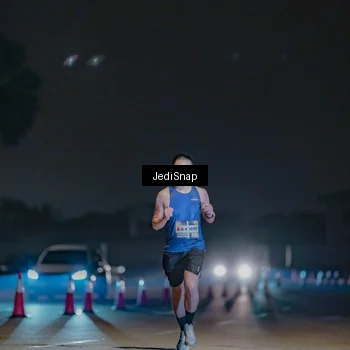 Runner Photo 7450151