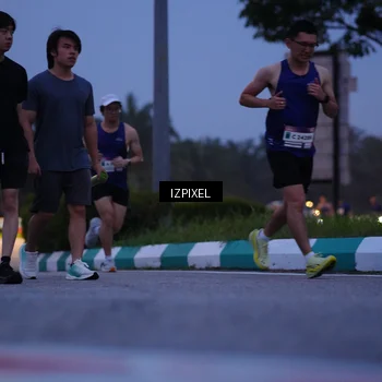 Runner Photo 7450154