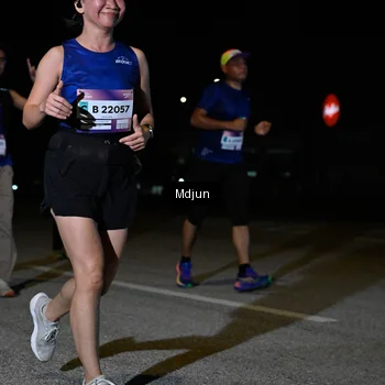 Runner Photo 7450158