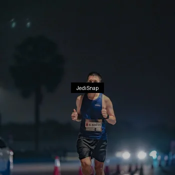Runner Photo 7450171