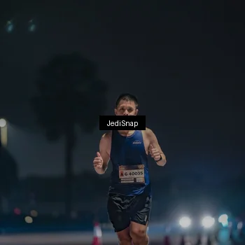 Runner Photo 7450173