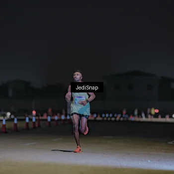 Runner Photo 7450179