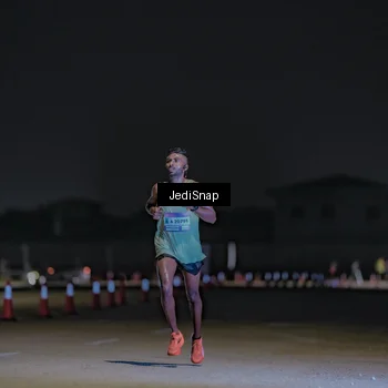 Runner Photo 7450185
