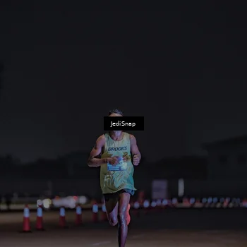 Runner Photo 7450196