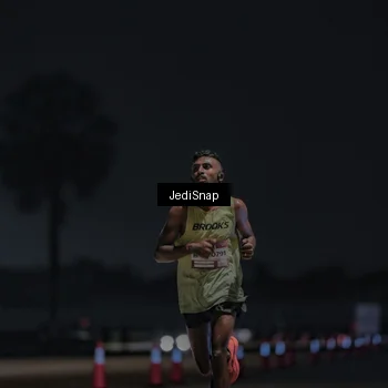 Runner Photo 7450197