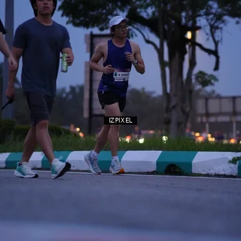 Runner Photo 7450228