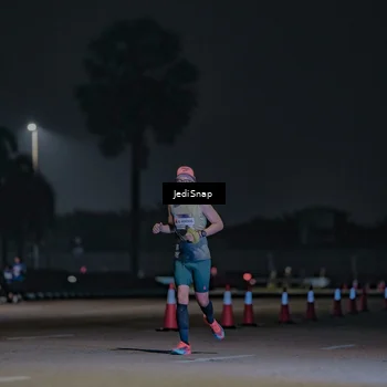 Runner Photo 7450250