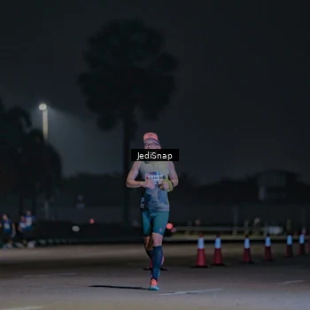 Runner Photo 7450253