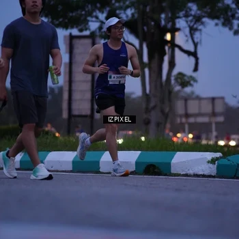 Runner Photo 7450260