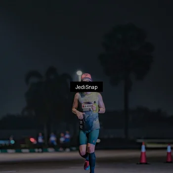 Runner Photo 7450267