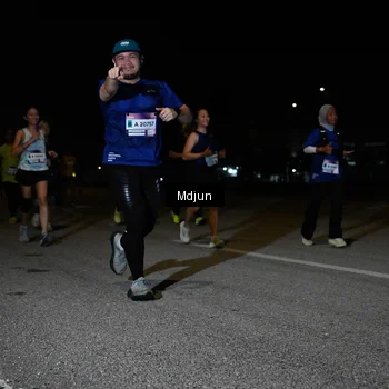 Runner Photo 7450271