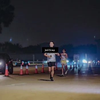 Runner Photo 7450277