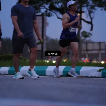 Runner Photo 7450278
