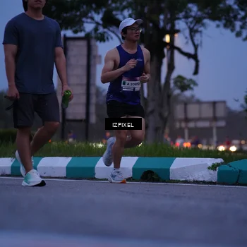 Runner Photo 7450279