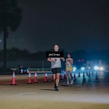 Runner Photo 7450280