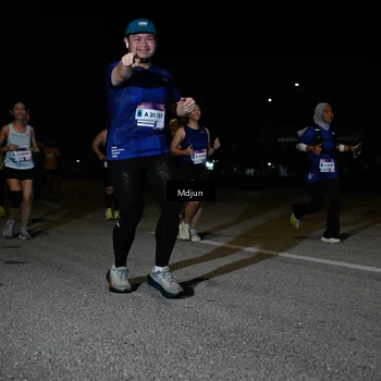 Runner Photo 7450281