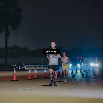Runner Photo 7450285