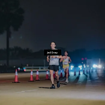 Runner Photo 7450290