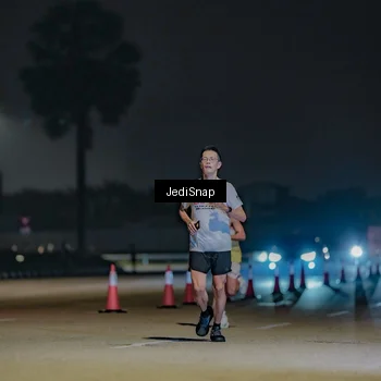 Runner Photo 7450305