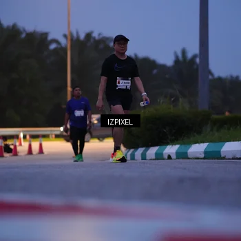 Runner Photo 7450306