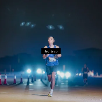 Runner Photo 7450317