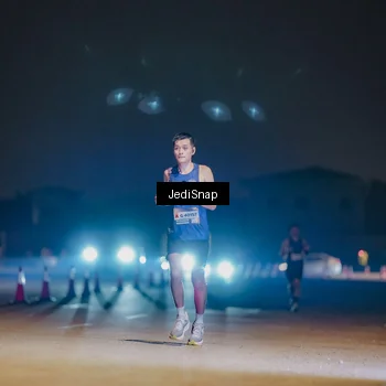 Runner Photo 7450318