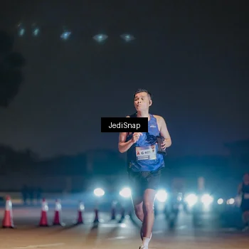 Runner Photo 7450323