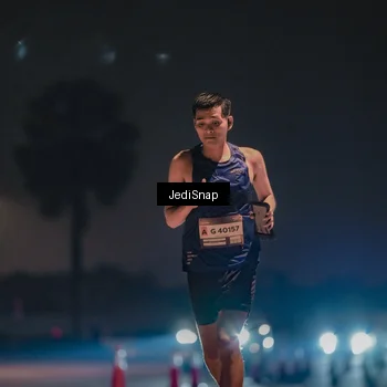 Runner Photo 7450335