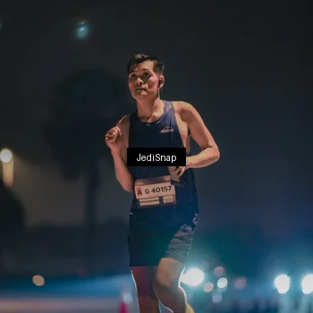 Runner Photo 7450336