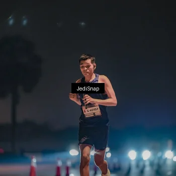 Runner Photo 7450339