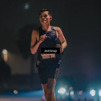 Runner Photo 7450341