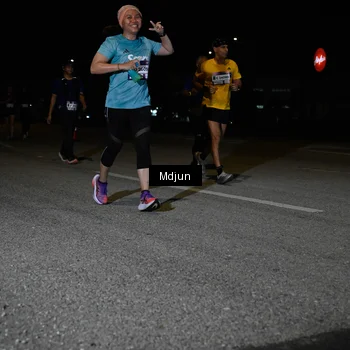 Runner Photo 7450346