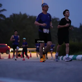 Runner Photo 7450360