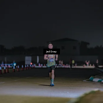 Runner Photo 7450365