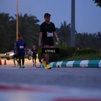 Runner Photo 7450366