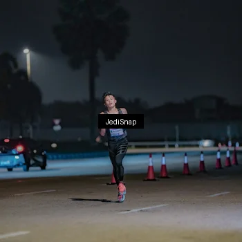 Runner Photo 7450377