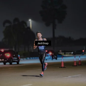 Runner Photo 7450378