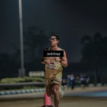 Runner Photo 7450380