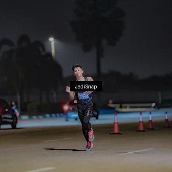 Runner Photo 7450382