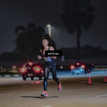 Runner Photo 7450394