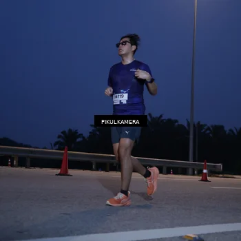 Runner Photo 7450432
