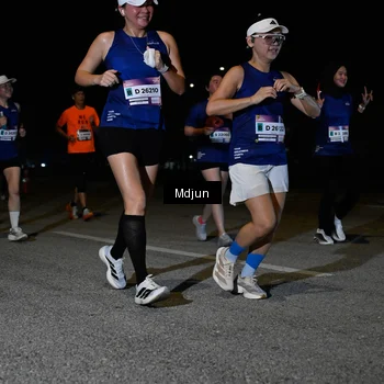 Runner Photo 7450475