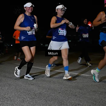 Runner Photo 7450476