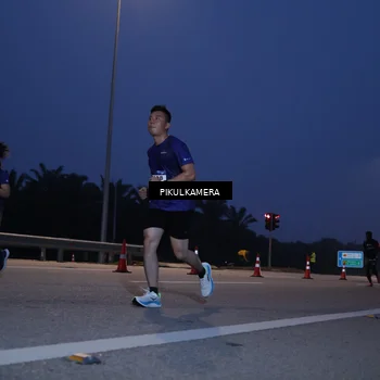 Runner Photo 7450482