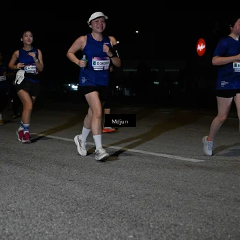 Runner Photo 7450486