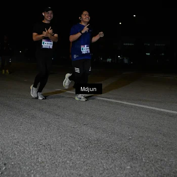 Runner Photo 7450498
