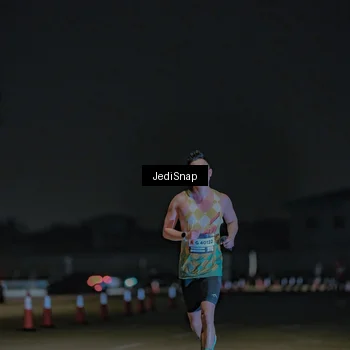 Runner Photo 7450510
